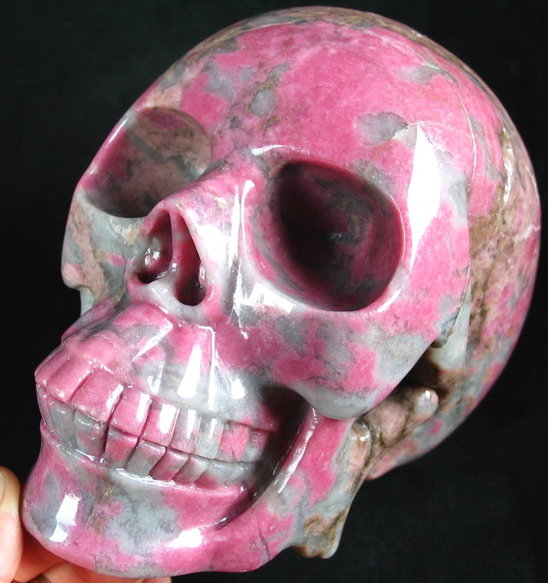Rhodonite Skull is an emotional balancer 1264